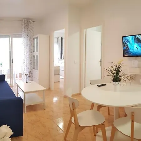 2 Bedroom 100 M To Playa De Locos ,pool * Torrevieja