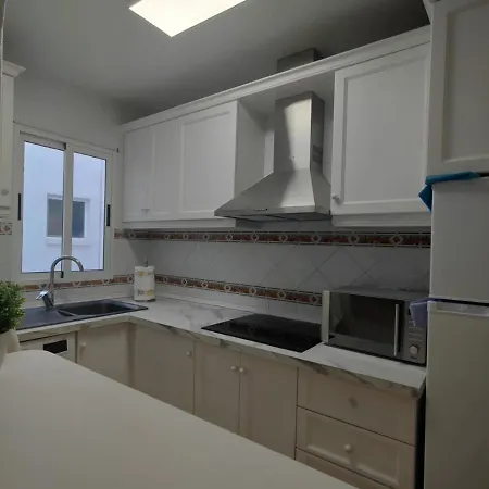 2 Bedroom 100 M To Playa De Locos ,pool Appartement Torrevieja
